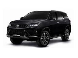 Kia Carens Toyota Fortuner